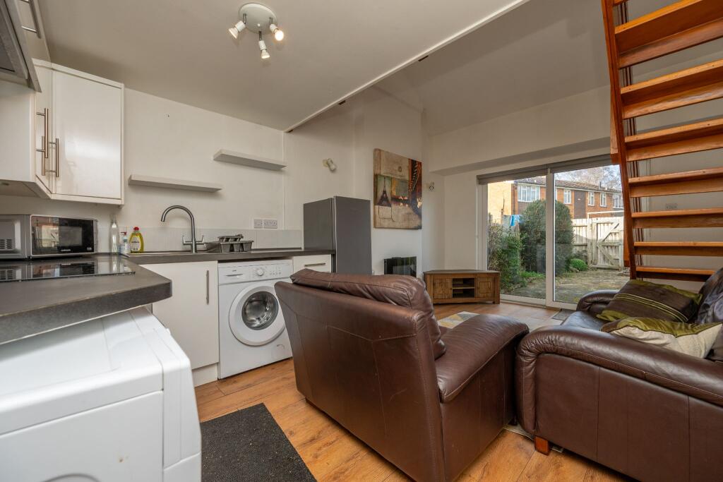 Smiths Way, Alcester, B49 photo 2