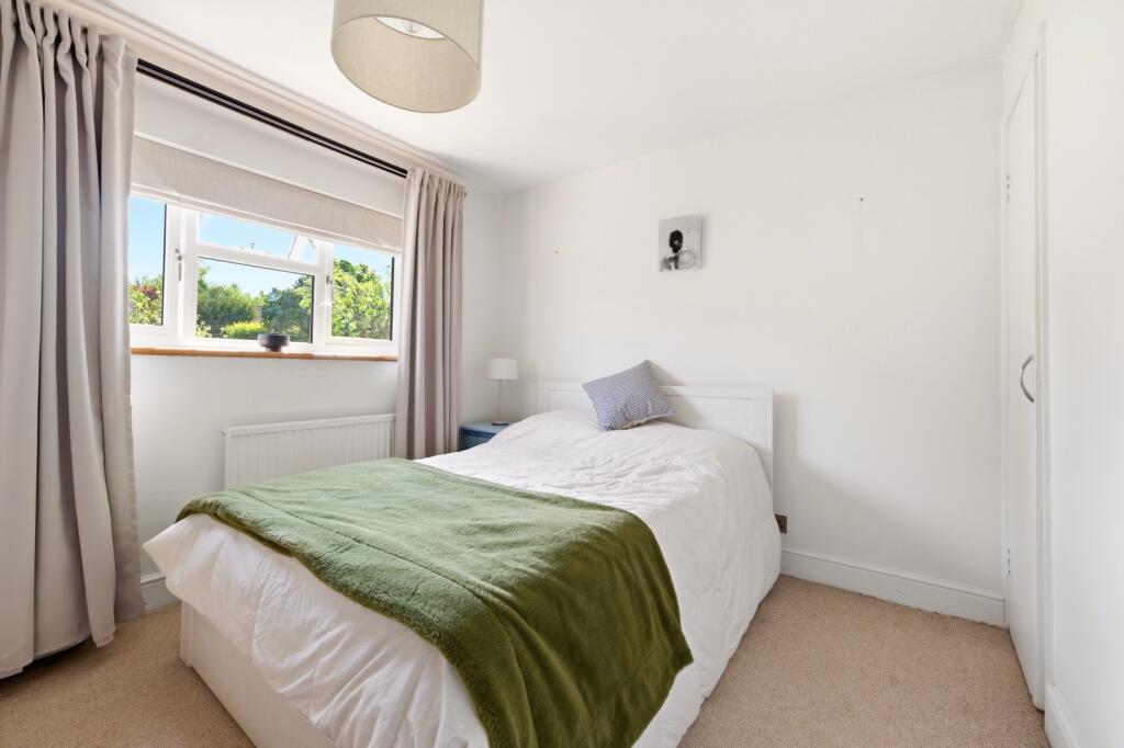 Additional image 8 of Garrard Way, Wheathampstead, St. Albans, Hertfordshire, AL4