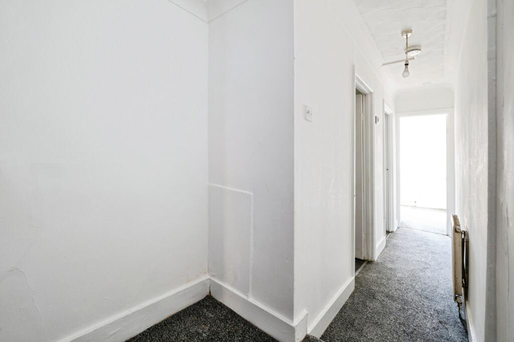 Apartment in London, Upton Park - More