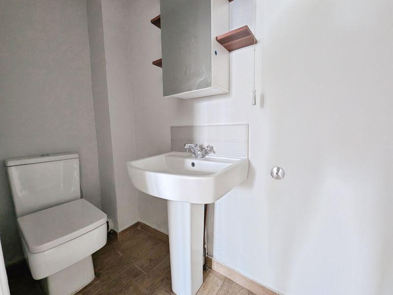 House in Newcastle upon Tyne, Tyne and Wear - More