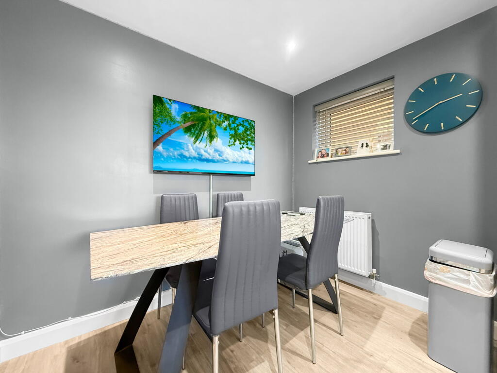 Additional image 7 of Meadow Close, Westbury, BA13