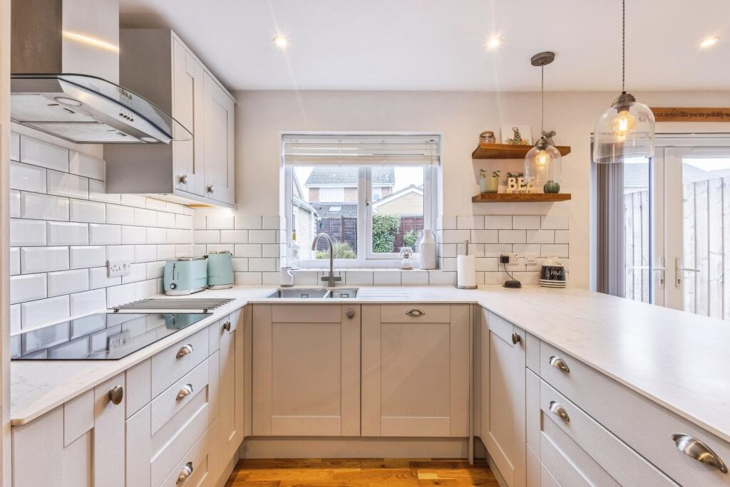 House in Weston-super-Mare, North Worle - More
