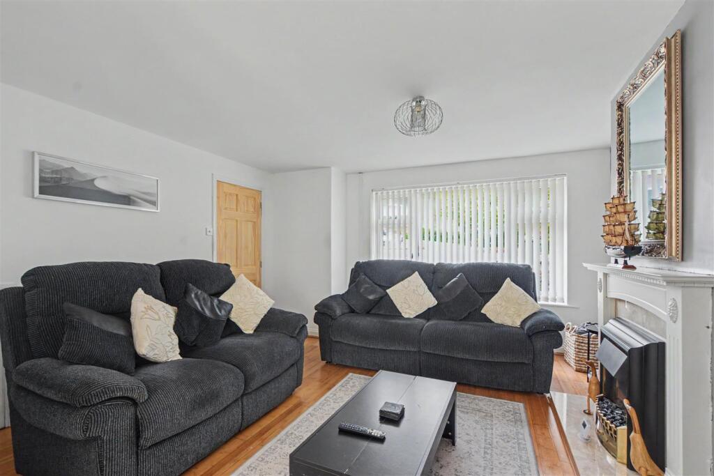 House in Nottingham - View 3