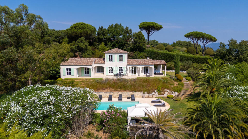 Main image of property: Provence-Alps-Cote d`Azur, Var, Gassin