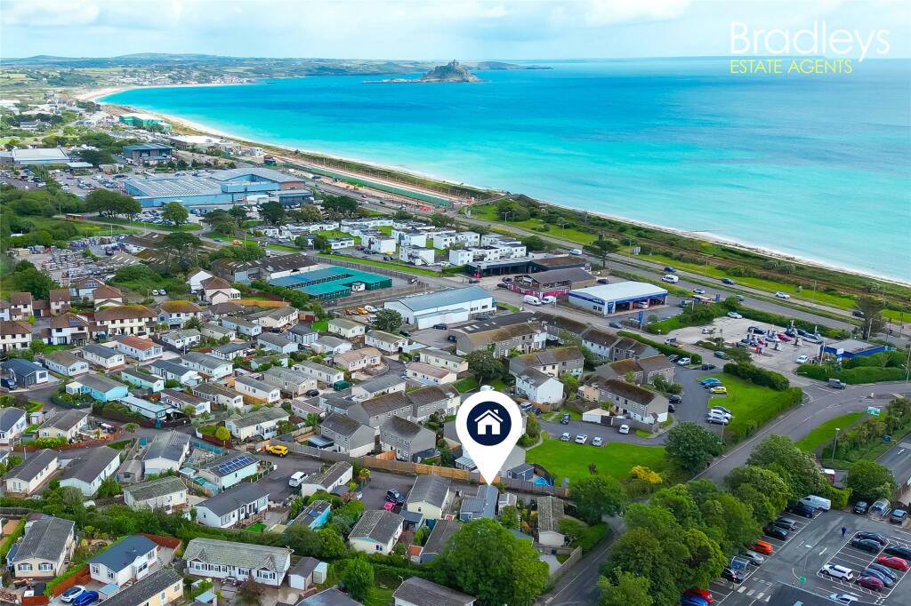 House in Truro - View 5