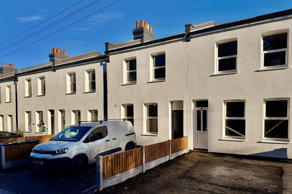 Main image of property: Brickfield Cottages, SS4