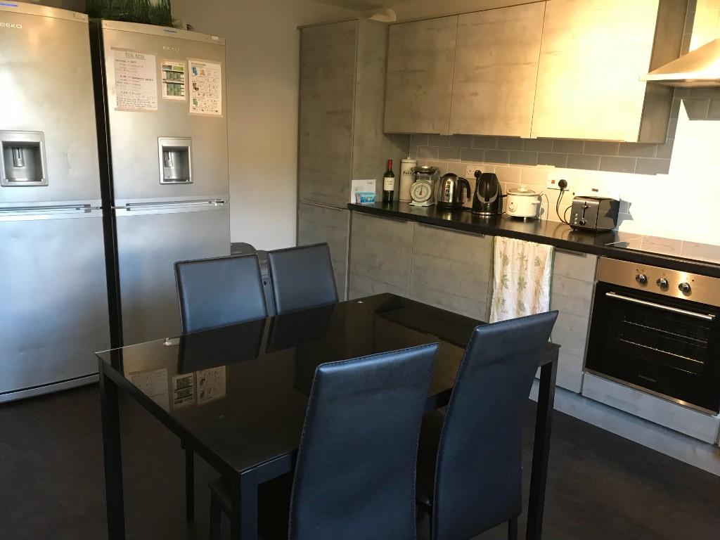 1 bedroom semi-detached house for rent