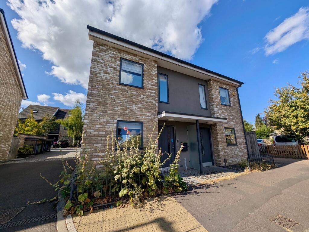 Main image of property: Fishers Lane, Cambridge, CB1