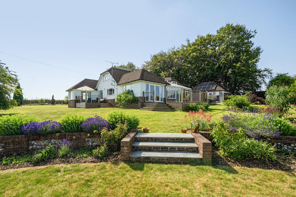 House in Southampton - View 2