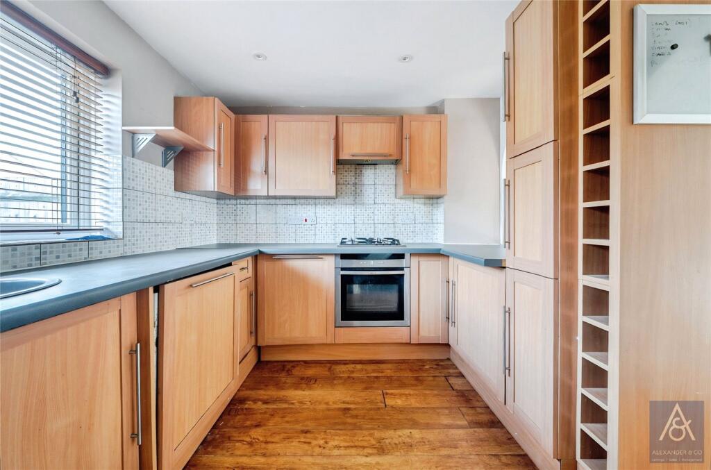 Main image of property: Redshaw Close, Buckingham, Buckinghamshire