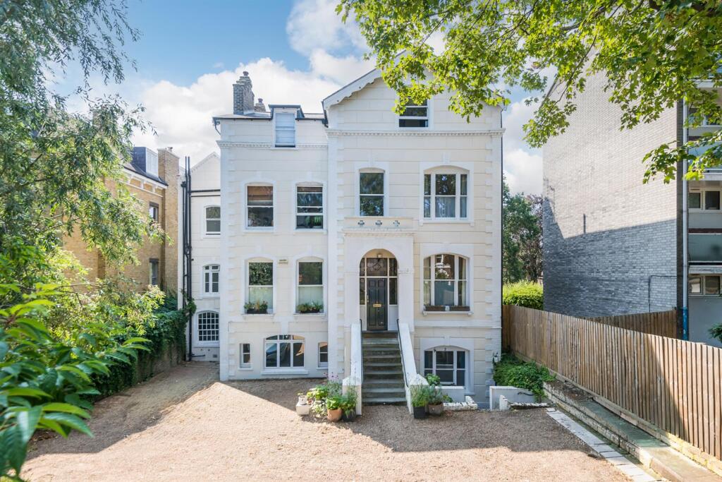 Main image of property: Grove Park, Camberwell, SE5