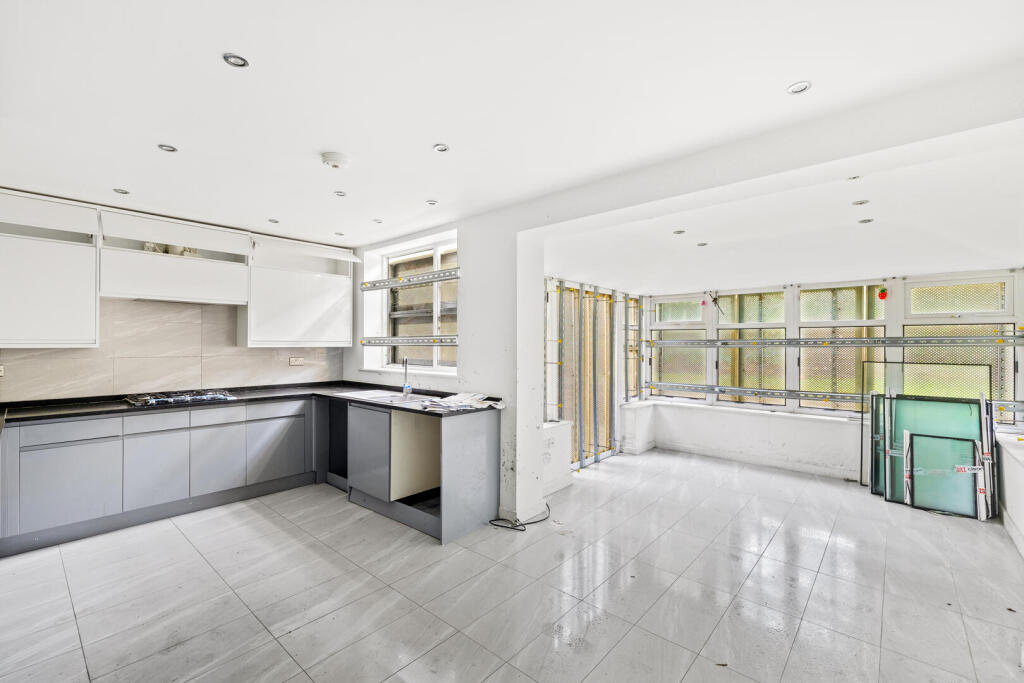 Goldstone Crescent, Hove - View 6
