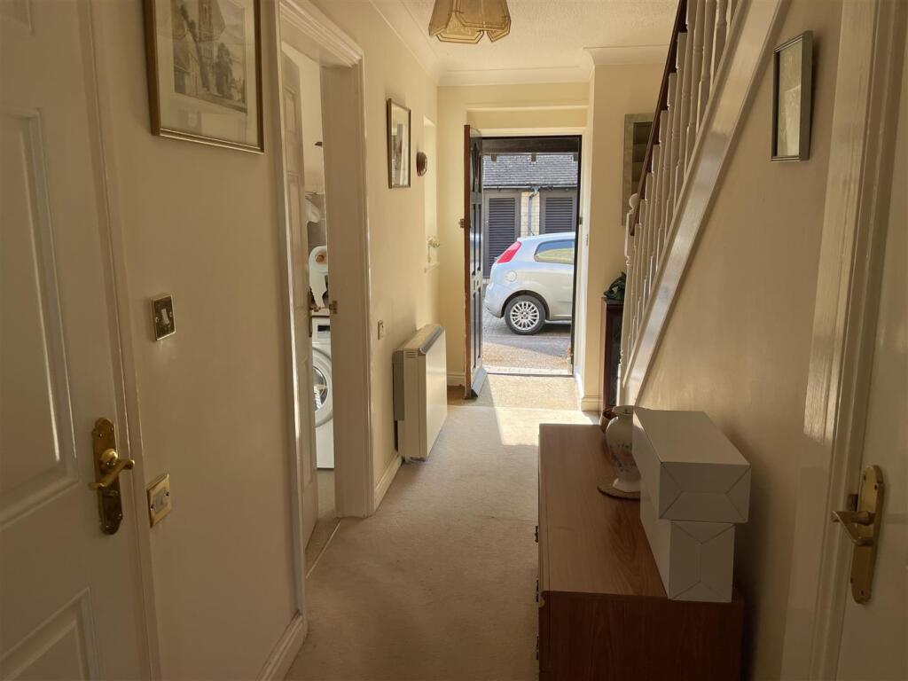 17, Pegasus Court, Bourton-On-The-Water photo 4