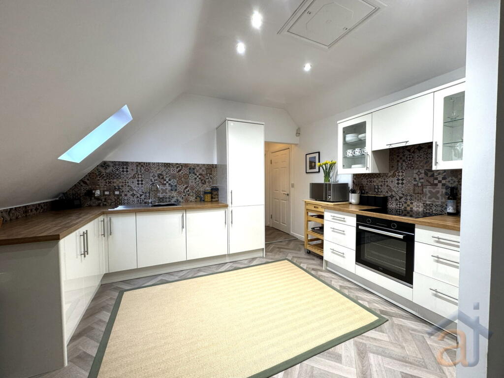 76 Cambridge Road, Churchtown, Southport, PR9 9RH photo 2