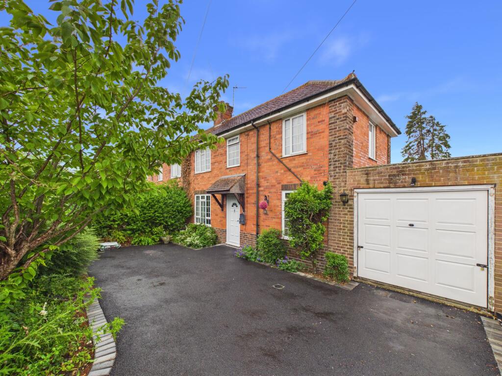 Main image of property: Callington Road, Reading, RG2