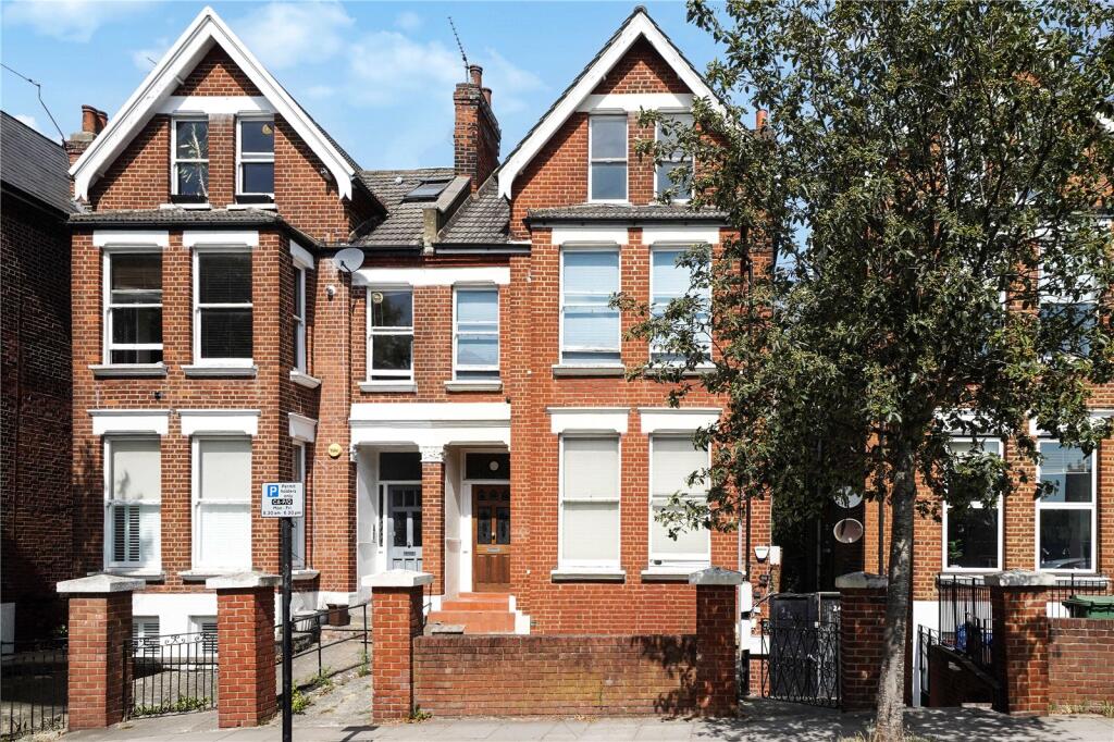 Apartment in London - View 5