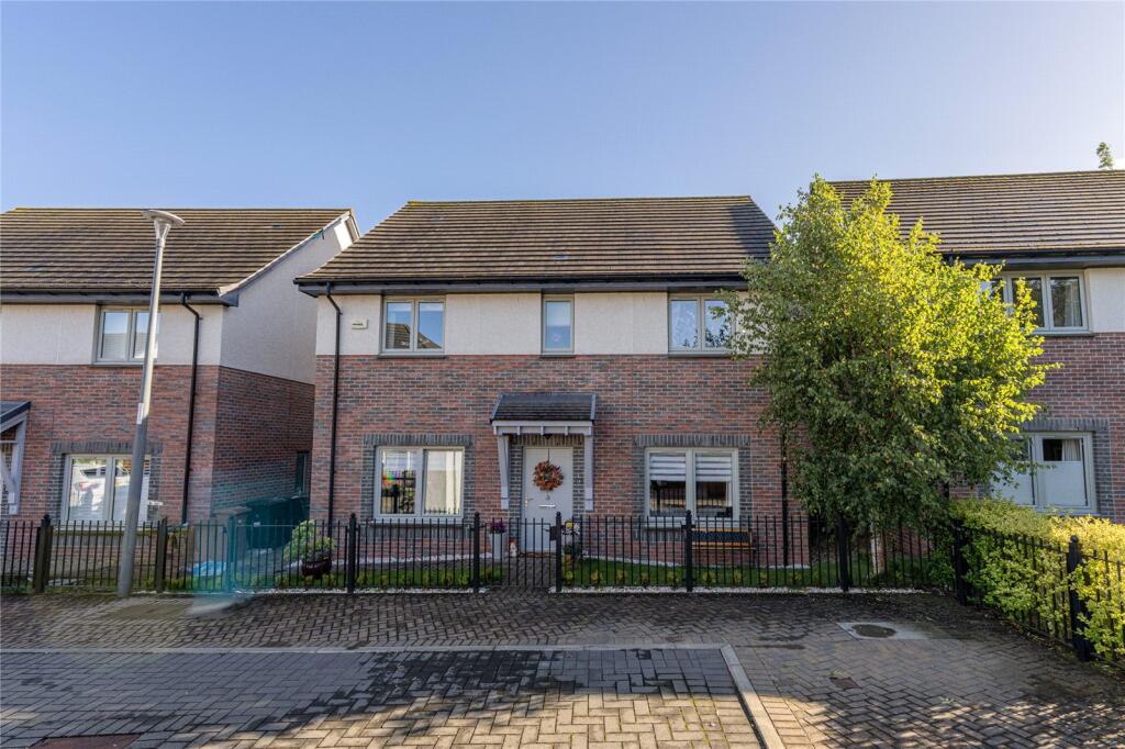 Main image of property: 14 Tansy Street, Currie, EH14