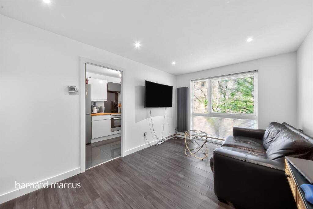 Apartment in London - View 2