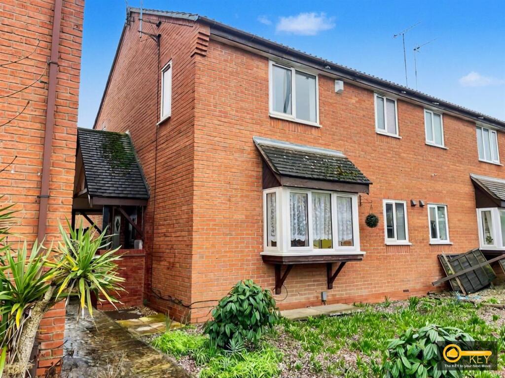 Main image of property: Watersbridge Gardens, Nuneaton