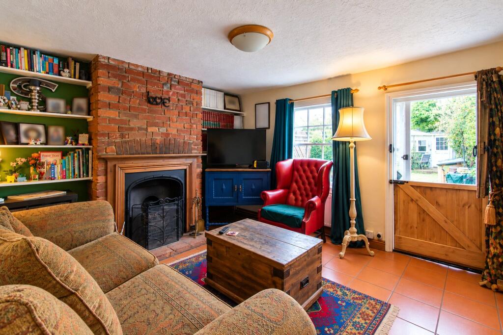 The Croft, Hungerford, Berkshire, RG17 photo 2