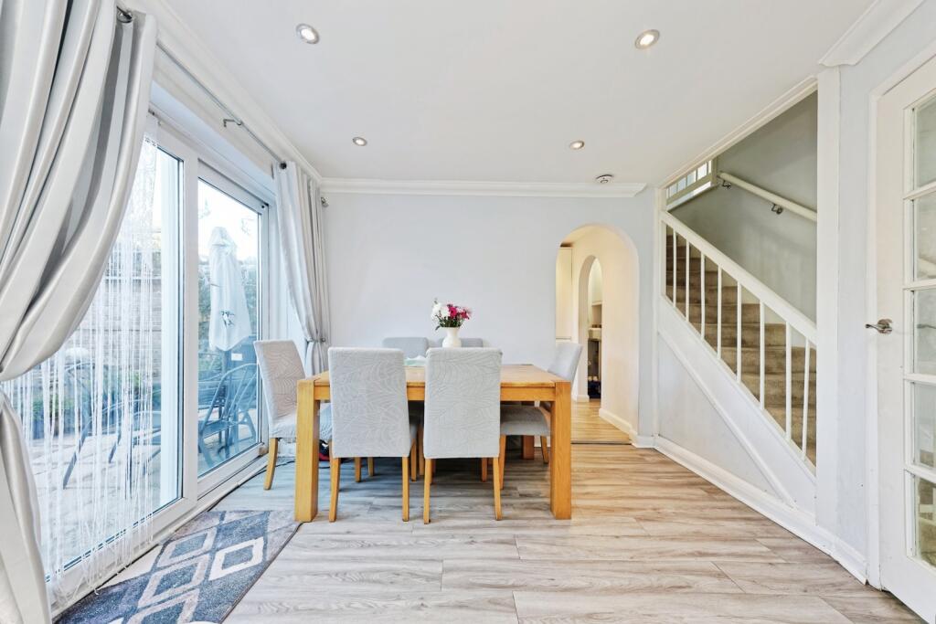 House in Canterbury - View 4