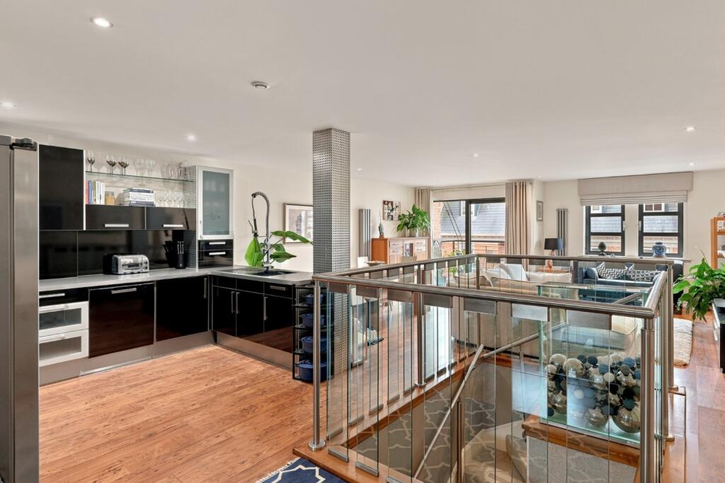 Apartment in York - View 3