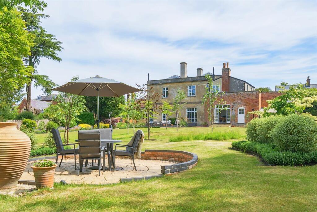 Main image of property: Long Street, Devizes