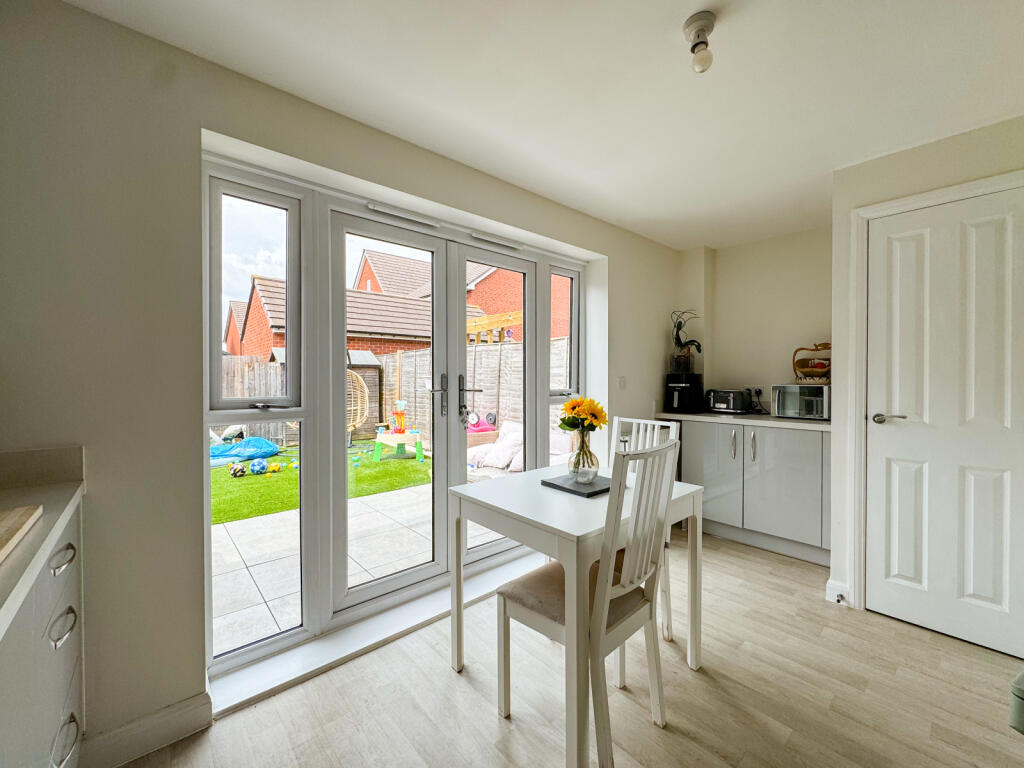 House in Bristol, Brabazon, Charlton Hayes - More