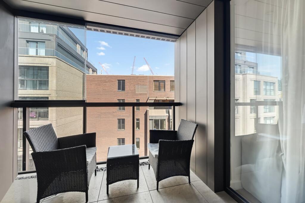 Apartment in London, City of Westminster - View 4