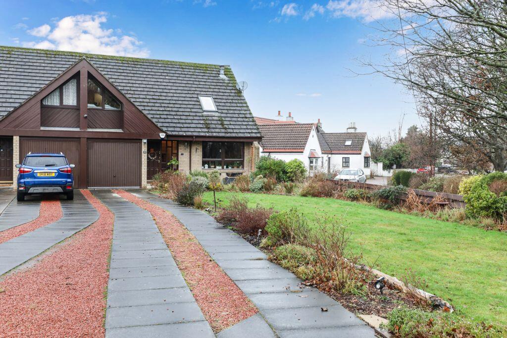 Main image of property: 15 Amisfield Park, Haddington, EH41 4QE