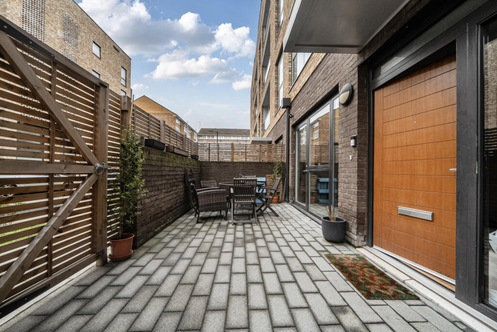 Main image of property: Shield Street, London