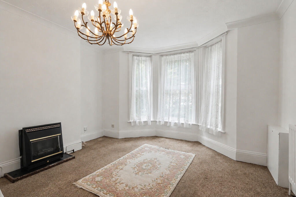 Apartment in Poole, Longfleet - View 3