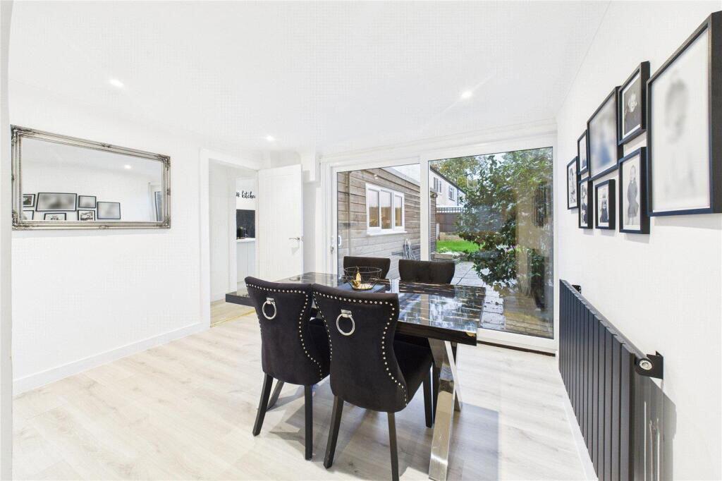 House in Sevenoaks, Edenbridge - View 3