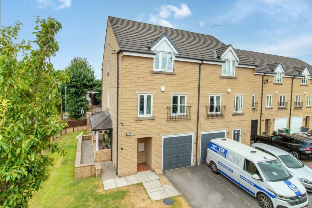 Main image of property: Lumb Hall Way, Drighlington