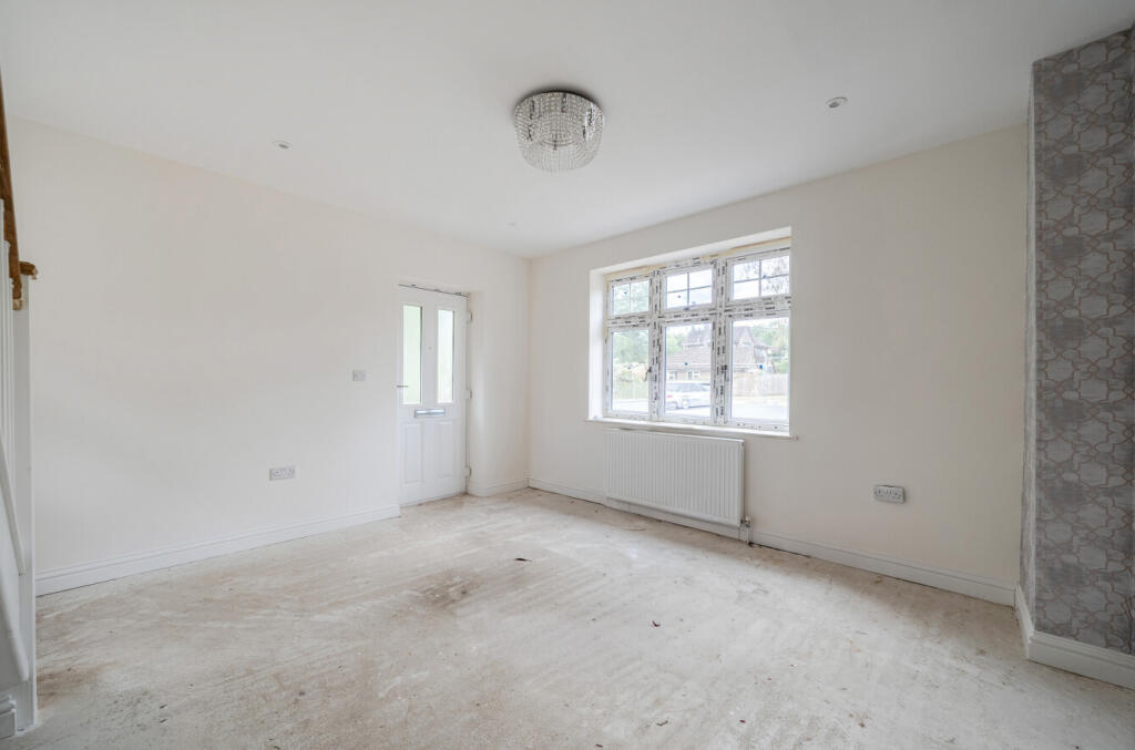 House in Waverley, Chiddingfold - View 5