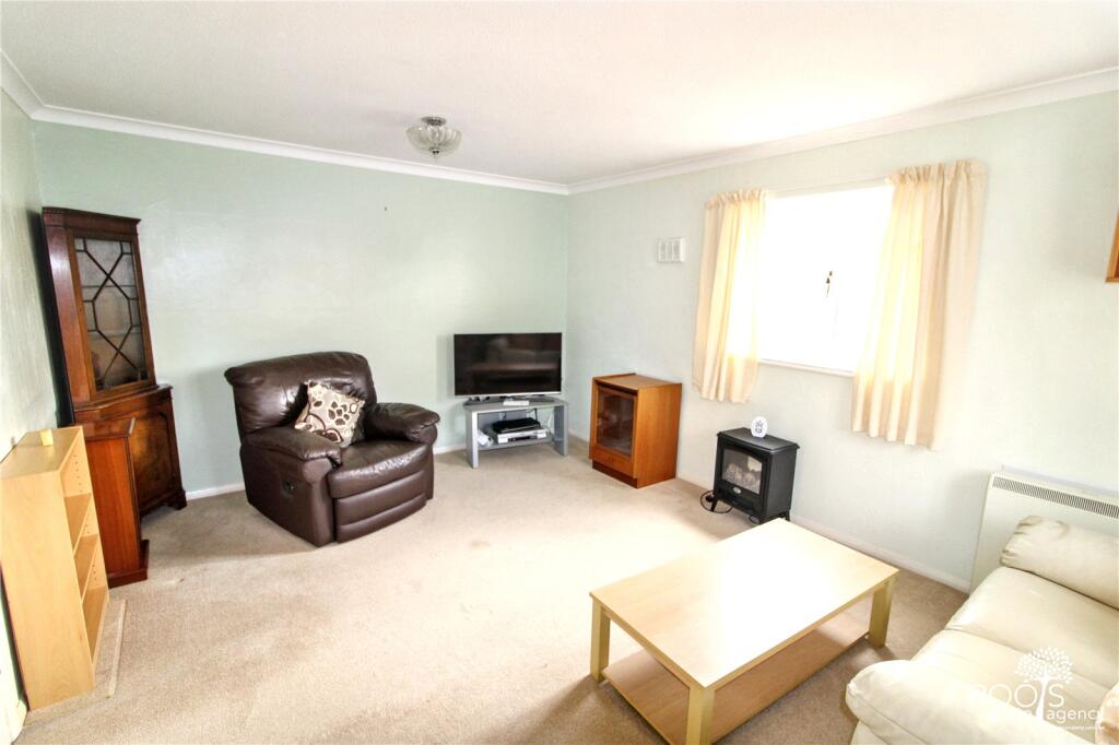 Apartment in Reading - View 5