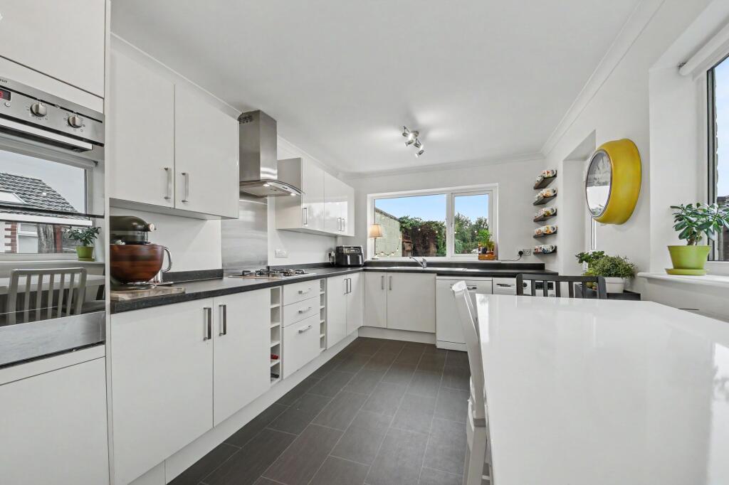 House in Southampton - View 2
