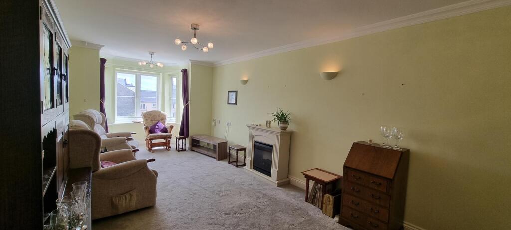 Apartment in Weston-super-Mare, North Somerset - View 3