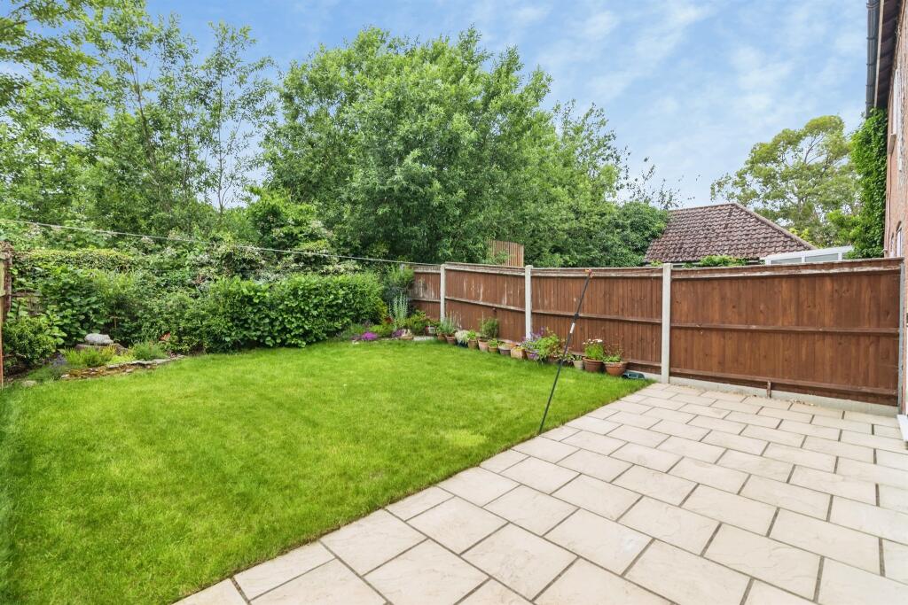 House in East Suffolk, Beccles - More