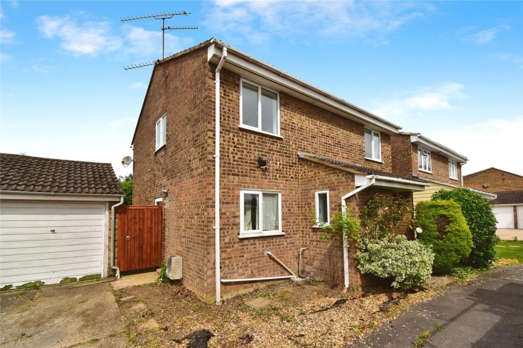 Main image of property: Mimosa Close, Chelmsford, Essex, CM1