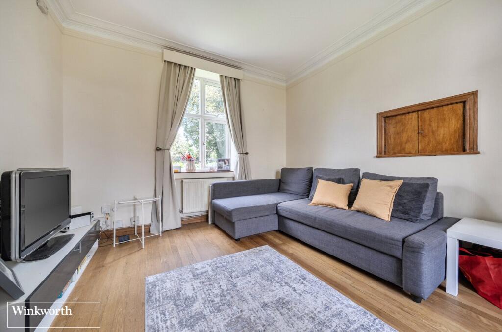 Richmond Road, Basingstoke, Hampshire, RG21 photo 4