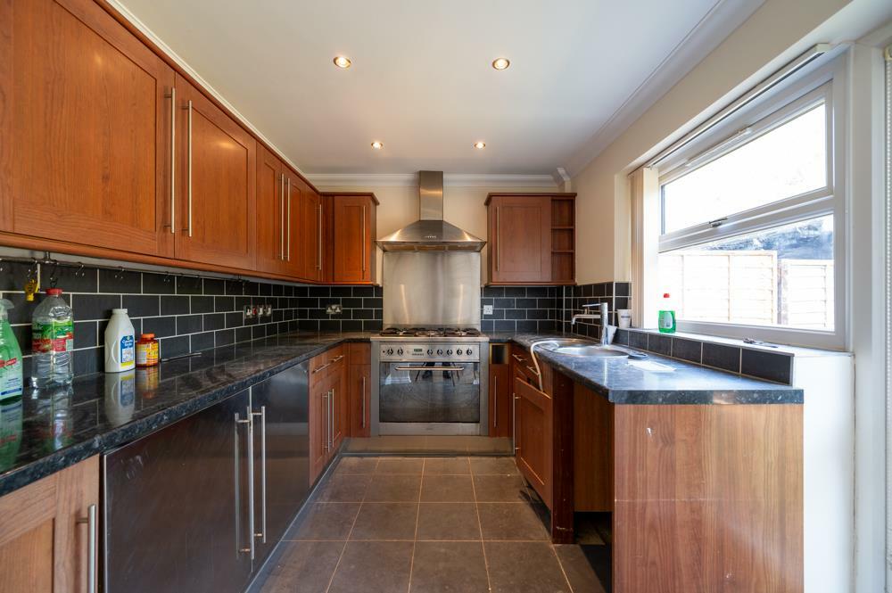 Aubrey Close, Hayling Island photo 2