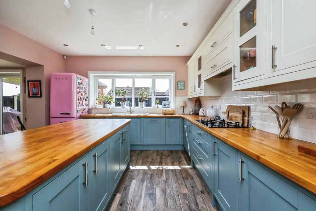 House in Broxtowe, Greasley - View 4