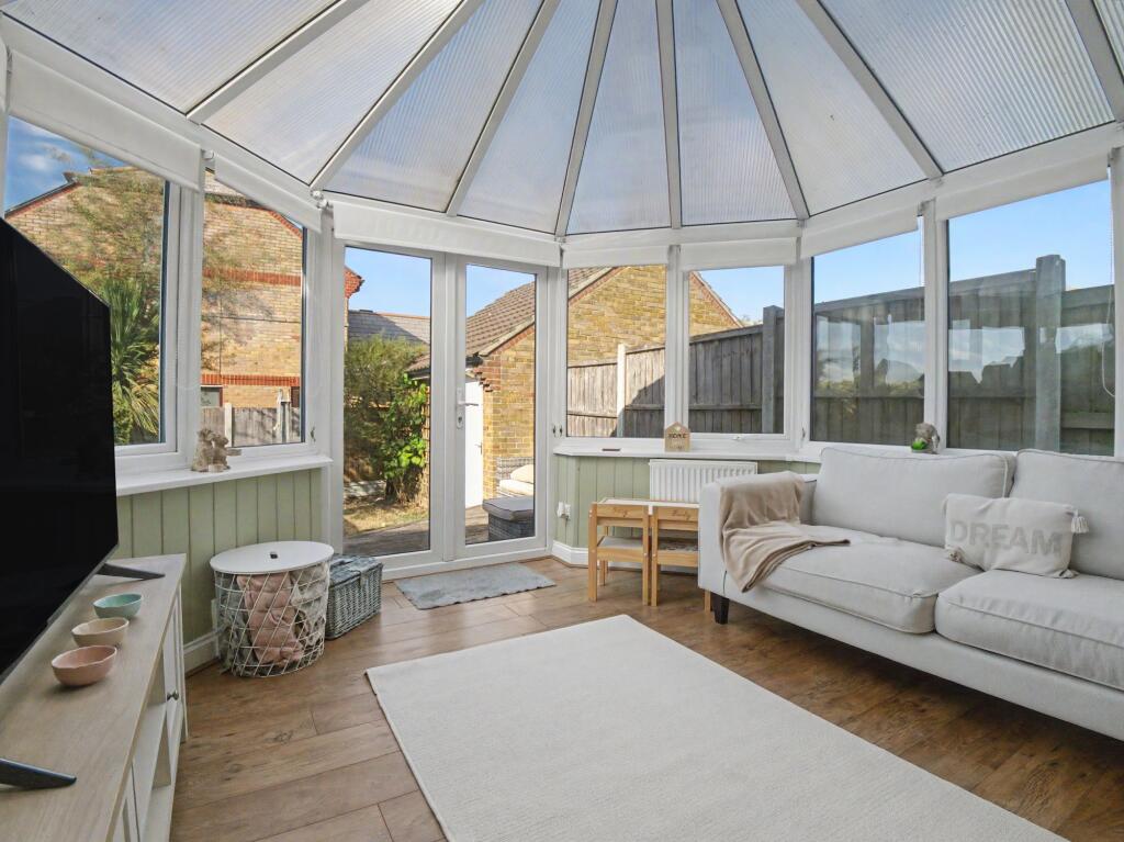 House in Southend-on-Sea - View 5