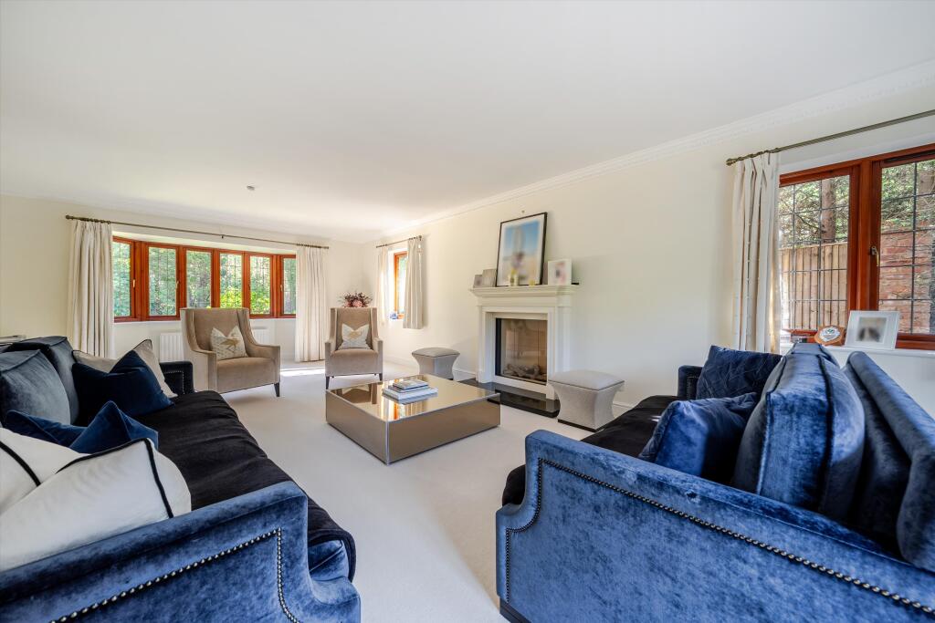 House in Slough, Sunninghill and Ascot - More