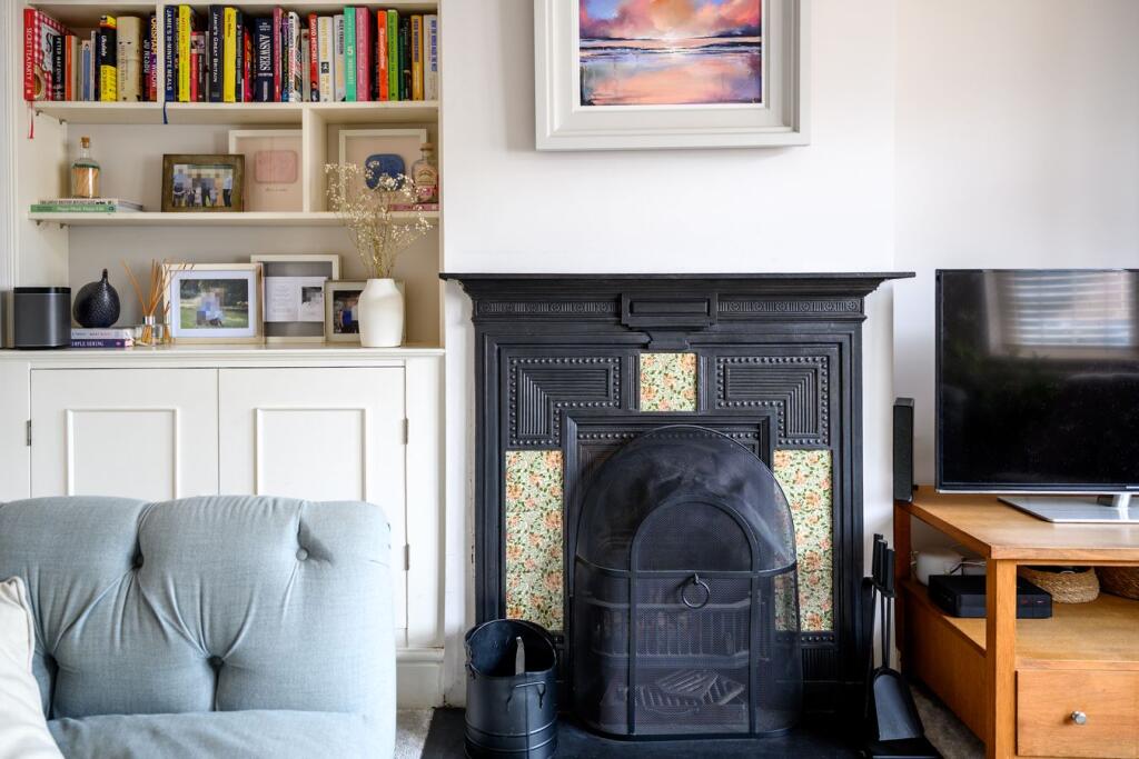 House in Walton-on-Thames, Surrey - View 4