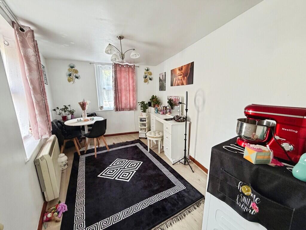 House in Warminster, Boreham - View 4