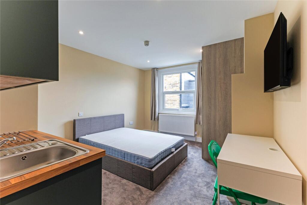 Main image of property: Fulham Palace Road, London, SW6