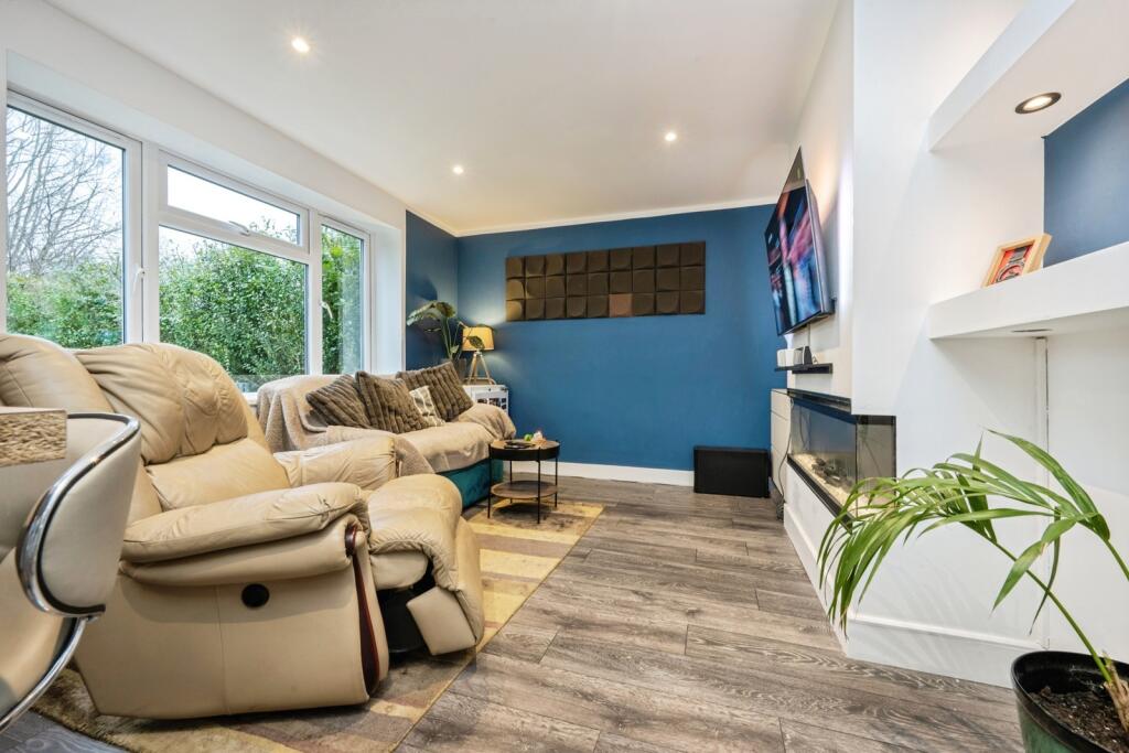 Barkers Lane, Bedford, Bedfordshire, MK41 photo 4