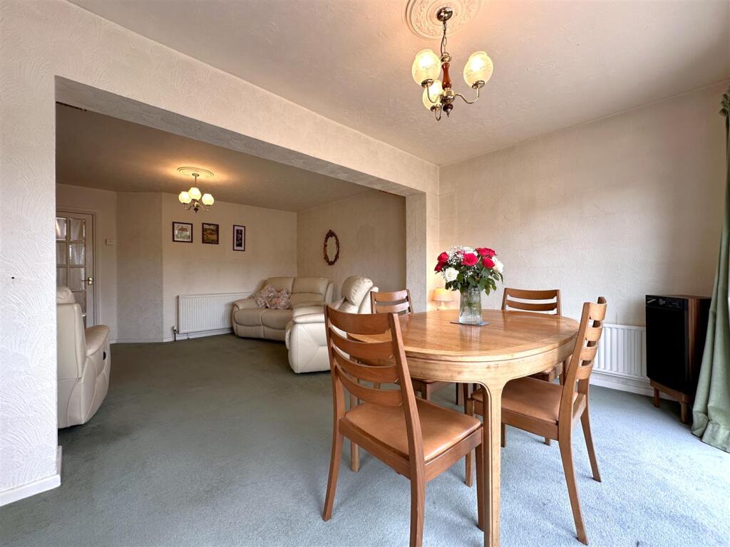 House in Newark, Balderton - More